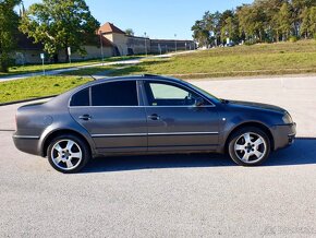 Škoda Superb 2.5TDI - 16