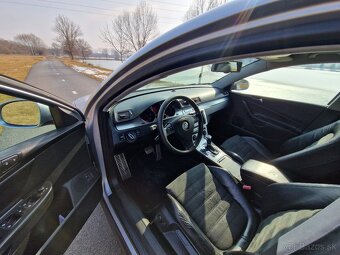 Volkswagen Passat 2.0 TDI - 16