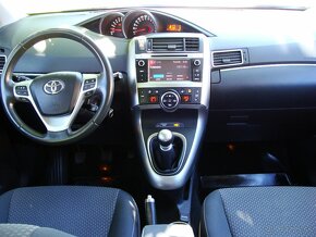 TOYOTA VERSO 1.6 EDITION BENZÍN 7 MIESTNE - 16