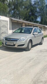 Predám Opel Astra 1.4 H benzin, rv. 2010 - 16