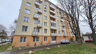 Predaj 3 izbový byt 58 m2, 2p./7p. s dvomi balkónmi, Nitra – - 16