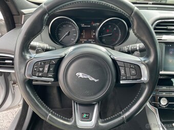 Jaguár XE 2.0 132kw  R-sport - 16