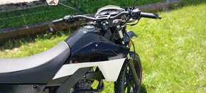 Enduro 125. 4takt. manuál CRS - 16