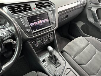 VW Tiguan 2.0 TDI 140kw DSG 4Motion Virtual Cockpit R-Line - 16