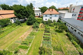 Na PREDAJ 3i byt 83m2 v tehlovej bytovke s garážou a záhradk - 16