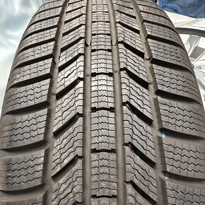 4ks zimna sada original VW, rozmer pneumatik 215/55 R17 - 16