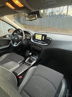 KIA XCeed 1.6 CRDI 100kw Virtual Cockpit,Navi,CarPlay - 16