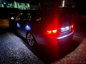 BMW e91 Touring 318d EDITION - 16