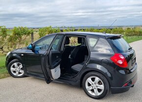 Kia Ceed 1.6 CRDi 16V 85KW/116PS R.V.11/2008 - 16