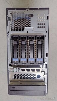 Predám 2 x server HP ProLiant ML110 G7 - 16