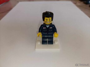 Minifigúrky LEGO - 16