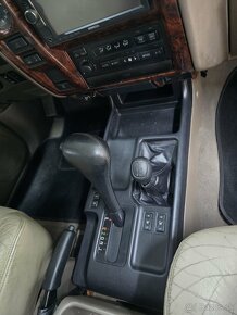 Toyota Land Cruiser 3.0 D-4D ESP A/T 8m - 16