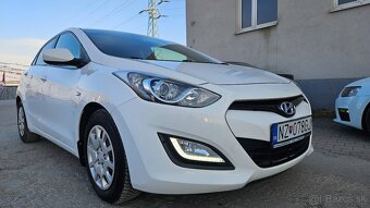 Hyundai i30 1.4 CRDi DOHC 16V Comfort - 16