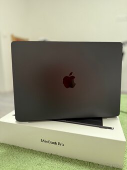 MacBook Pro , M3 chip  , 14,2” palcový, 1TB ,18GB RAM - 16