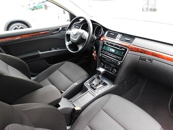 Škoda Superb Combi 2.0 TDI CR 140k Elegance DSG - 16