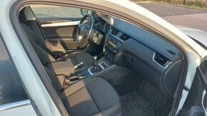 Škoda Octavia Combi 2.0 TDI JOY 4x4 - 16