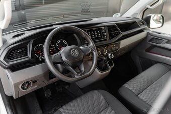 Volkswagen T6 Transporter 6.1 - 16