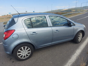 Opel corsa - 16