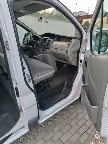 Opel Vivaro 9 miestne L2H1 - 16