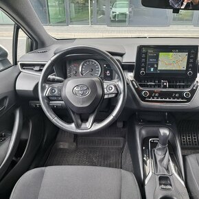 Toyota Corolla Combi 1,8 Hybrid 90kw 12/2019 - 16