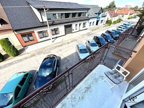 NA PREDAJ 2 IZBOVÝ BYT S BALKÓNOM V ŠIRŠOM CENTRE MESTA, 49M - 16