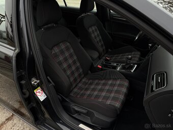 Volkswagen Golf GTI 7,5 Facelift 2.0 TSI Manuál - 16