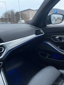 BMW G20 330i M sport REZERVACE - 16