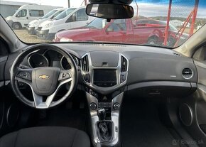 Chevrolet Cruze 1,7 nafta manuál 96 kw - 16