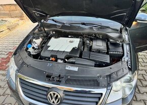 Volkswagen Passat 2,0TDi ,4x4 Comfortline 125KW nafta - 16