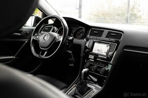 Volkswagen Golf 1.6 TDI BlueMotion Technology Comfortline DS - 16