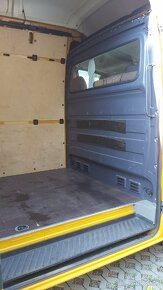 Predám VW CRAFTER 2TDI r.v.8/2014- možný odpočet DPH - 16