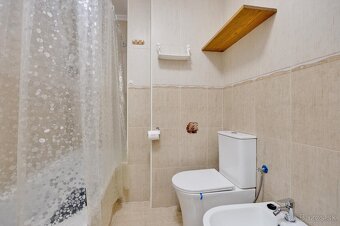 Na prodej 4kk(90m2) apt s balkonem a s dvěma koupelnami - 16