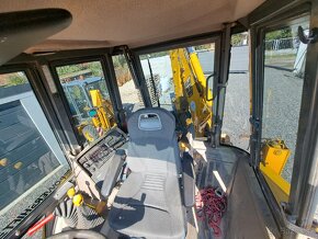 Traktor bager JCB 3CX - 16