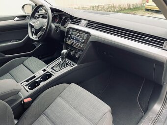 Volkswagen Passat Variant TDI DSG 2020 - 16