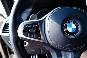 BMW X5 xDrive40i A/T - 16