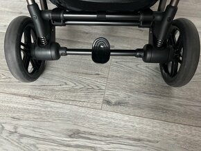 Športový kočík Cybex Melio Magic Black + podložka Bjällra - 16