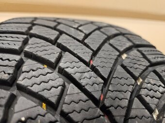 Špičkové zimné pneu Bridgestone - 205/50 r17 93H - 16