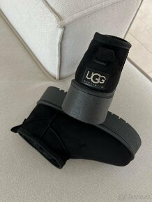 Ugg platform mini dámske čižmy čierne - 16