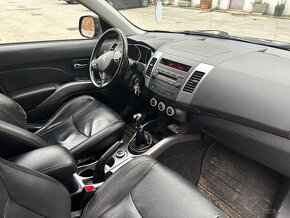 Peugeot 4007 2.2 HDI - 16