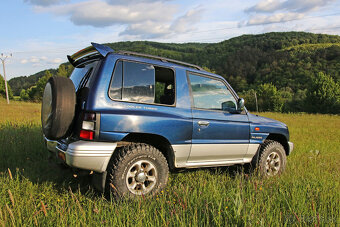 Mitsubishi Pajero 2,5 TD - 16