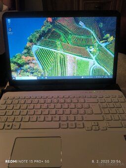 Sony Vaio - 16