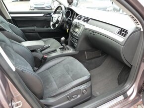 Škoda Superb Combi 2.0 TDI CR 4x4 170k Elegance - 16