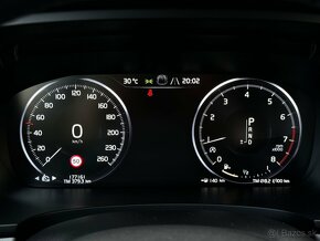 Volvo V90 T4 2.0L Momentum A/T - 16