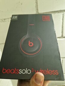 Beats solo 3 wireless - (L) strana nalomená - plně funkční - 16