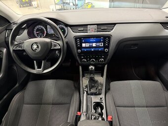 Škoda Octavia Combi 2.0 TDI Style DSG Kamera KeyLess DPH - 16