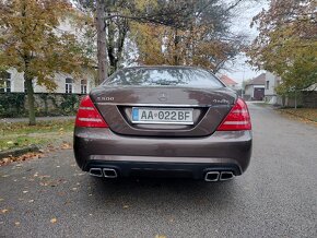 Mercedes S500 V8 BI-TIRBO AT/7 AMG 4MATIC 320KW - 16