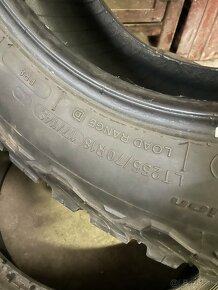 255/70 r18 BF goodrich KO2 - 16