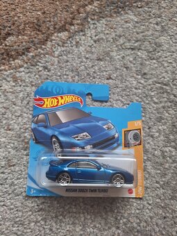 Hot wheels mix autíčok 1. - 16