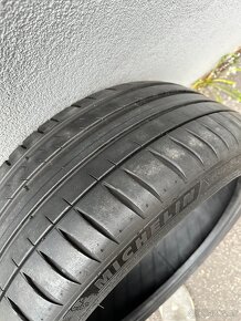 Michelin Pilot Sport 4 225/40 R18 92Y - 16