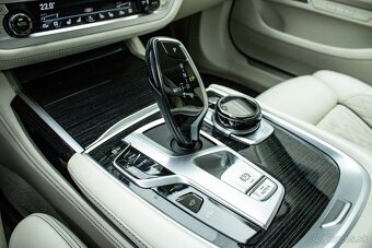 BMW Rad 7 750Li XDRIVE 2019 Odpočet DPH - 16